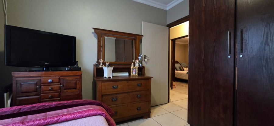 3 Bedroom Property for Sale in Wilkoppies North West